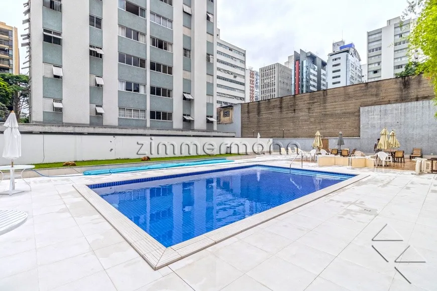 Foto 1 de Apartamento com 4 Quartos à venda, 170m² em Higienópolis, São Paulo