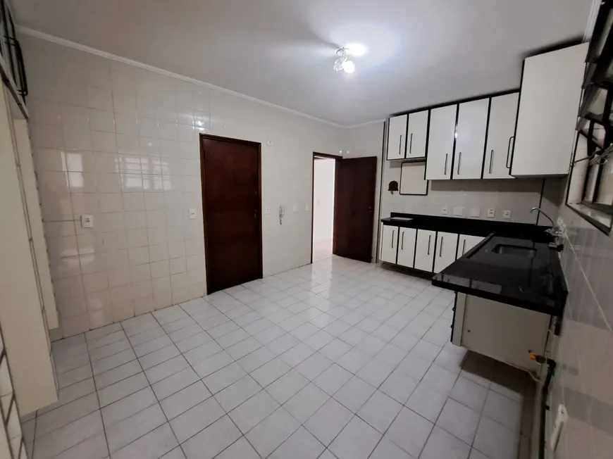 Foto 1 de Apartamento com 2 Quartos à venda, 130m² em Pompeia, Santos