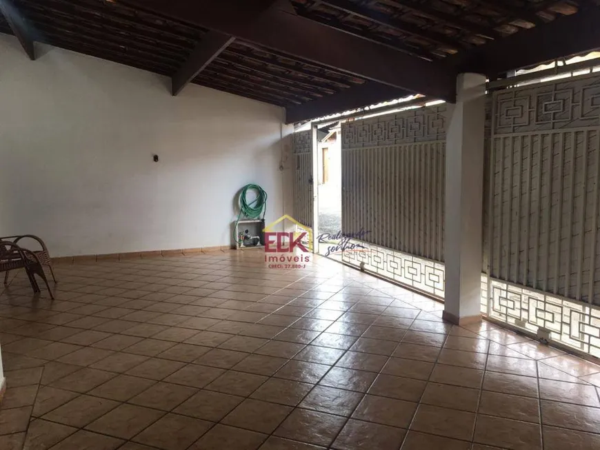 Foto 1 de Casa com 4 Quartos à venda, 225m² em Jardim Independência, Taubaté