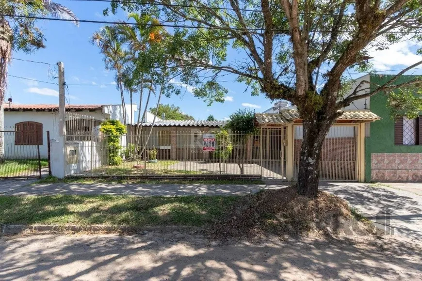 Foto 1 de Casa com 3 Quartos à venda, 329m² em Aberta dos Morros, Porto Alegre