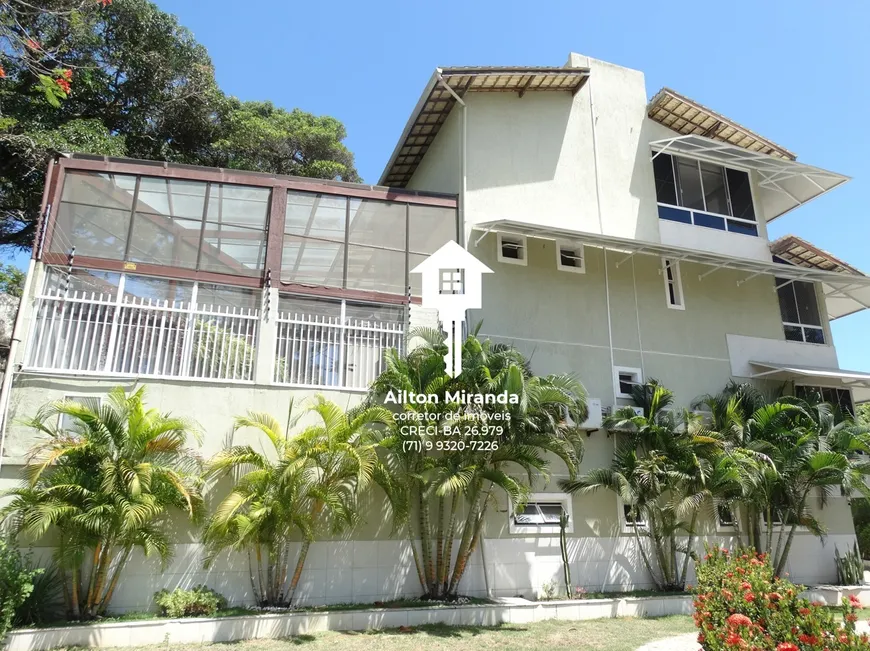 Foto 1 de Casa de Condomínio com 4 Quartos à venda, 300m² em Pituaçu, Salvador