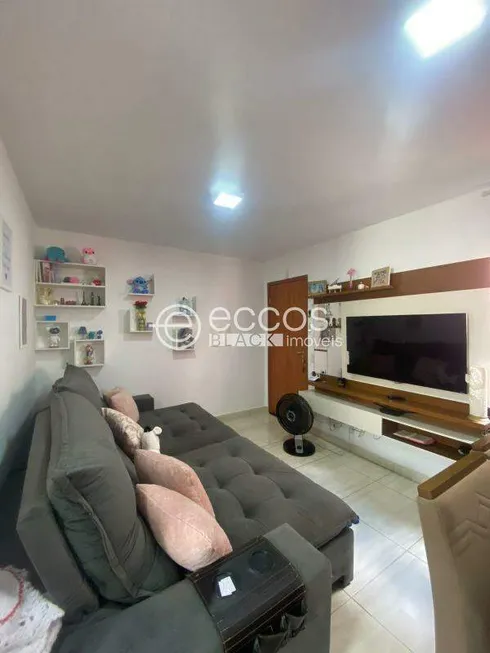 Foto 1 de Apartamento com 2 Quartos à venda, 50m² em Brasília, Araguari