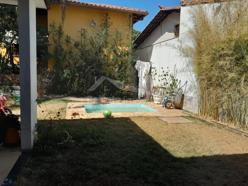 Foto 1 de Casa com 4 Quartos à venda, 360m² em Paquetá, Belo Horizonte