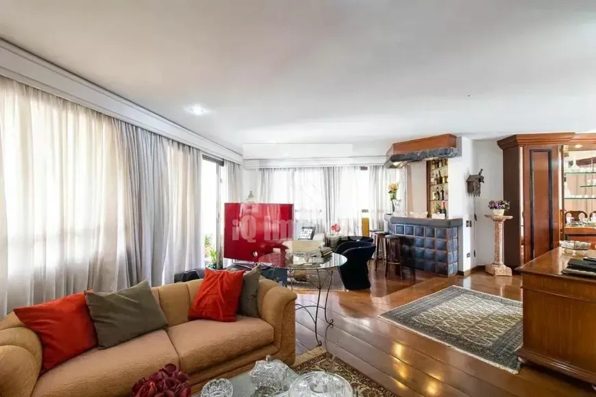 Foto 1 de Apartamento com 4 Quartos à venda, 306m² em Santa Cecília, São Paulo