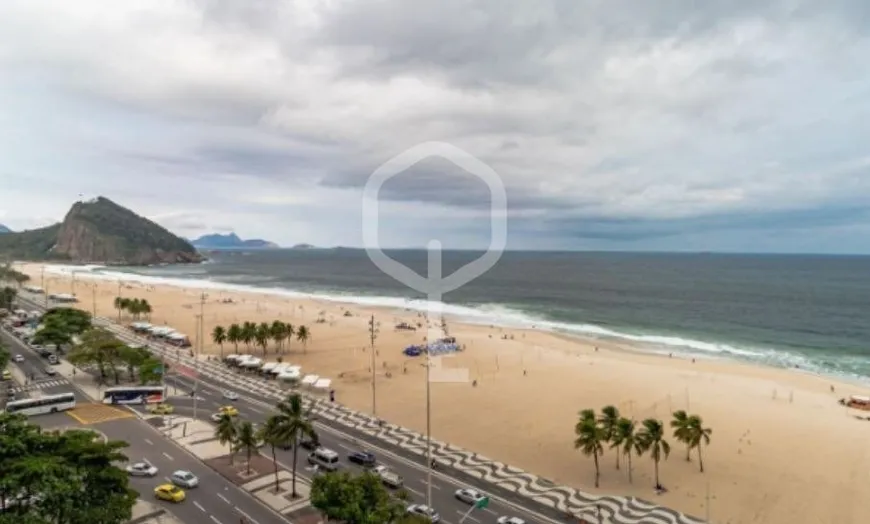 Foto 1 de Apartamento com 3 Quartos à venda, 153m² em Copacabana, Rio de Janeiro