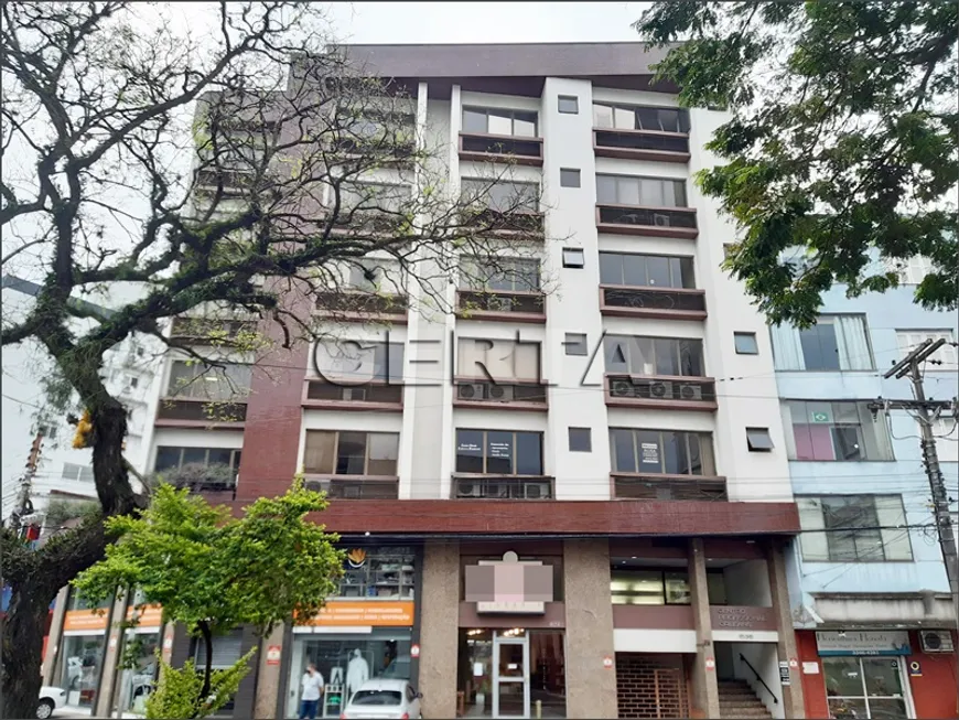 Foto 1 de Sala Comercial para alugar, 55m² em Floresta, Porto Alegre