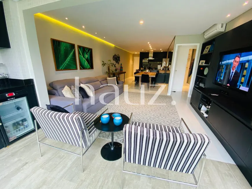 Foto 1 de Apartamento com 3 Quartos à venda, 132m² em Riviera de São Lourenço, Bertioga