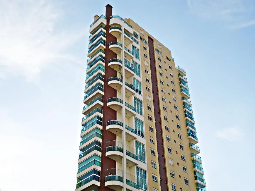 Foto 1 de Apartamento com 4 Quartos à venda, 223m² em Santana, São Paulo