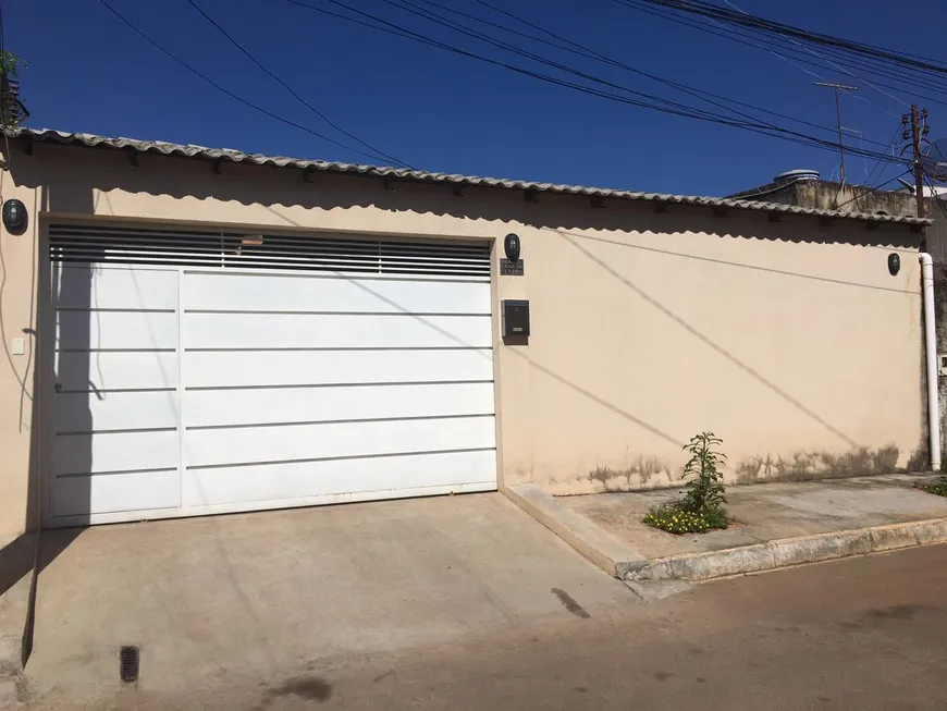 Foto 1 de Casa com 3 Quartos à venda, 205m² em São Sebastião, Brasília