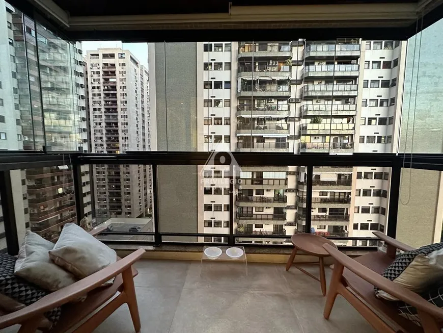 Foto 1 de Apartamento com 1 Quarto à venda, 70m² em Barra da Tijuca, Rio de Janeiro