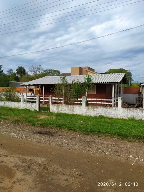 Foto 1 de Lote/Terreno à venda, 446m² em Chácara das Flores, Santa Maria