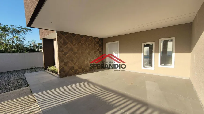 Foto 1 de Casa com 3 Quartos à venda, 106m² em Sai Mirim, Itapoá