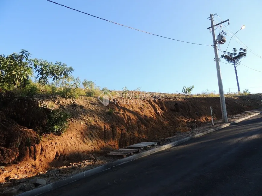 Foto 1 de Lote/Terreno à venda, 450m² em Moura, Gramado