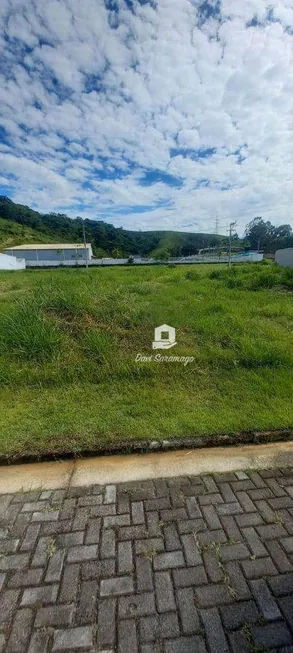 Foto 1 de Lote/Terreno à venda, 216m² em Pindobas, Maricá