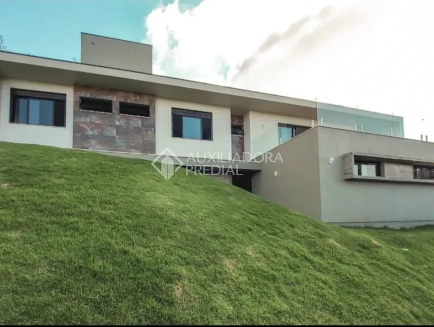 Foto 1 de Casa com 2 Quartos à venda, 16000m² em Ambrósio, Garopaba
