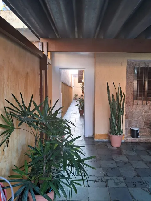 Foto 1 de Casa com 2 Quartos à venda, 75m² em Jardim Santa Cecília, Guarulhos