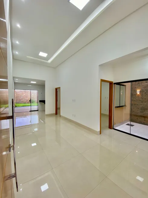 Foto 1 de Casa com 3 Quartos à venda, 125m² em Parque das Flores, Goiânia