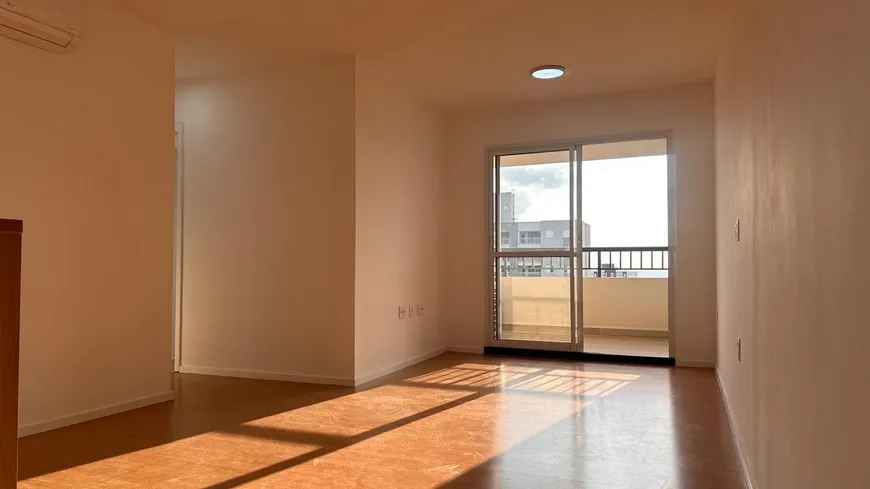 Foto 1 de Apartamento com 3 Quartos para alugar, 70m² em Mansões Santo Antônio, Campinas