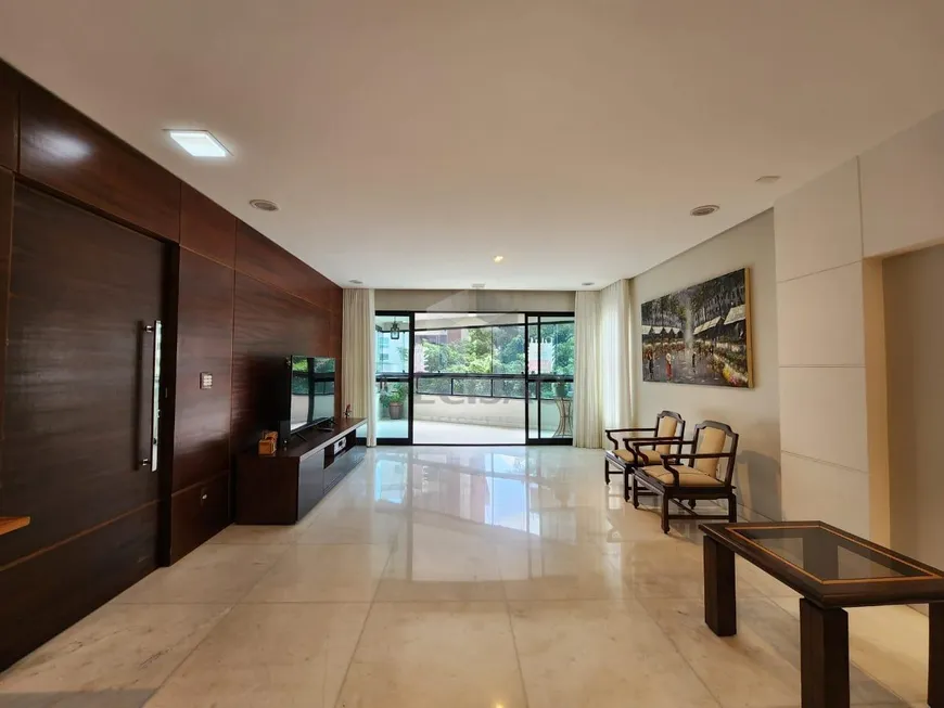 Foto 1 de Apartamento com 4 Quartos à venda, 210m² em Santo Agostinho, Belo Horizonte
