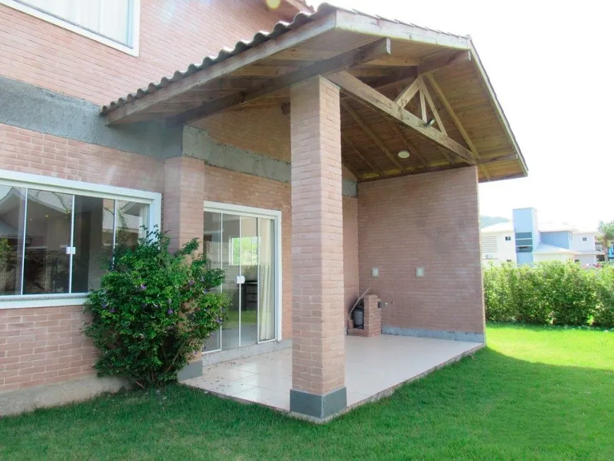 Foto 1 de Casa de Condomínio com 4 Quartos à venda, 220m² em São João do Rio Vermelho, Florianópolis