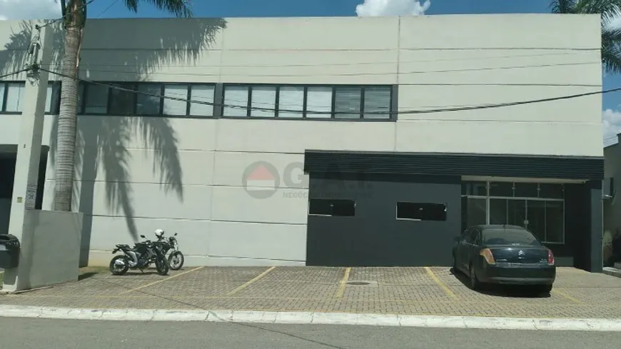 Foto 1 de Galpão/Depósito/Armazém à venda, 1100m² em Iporanga, Sorocaba