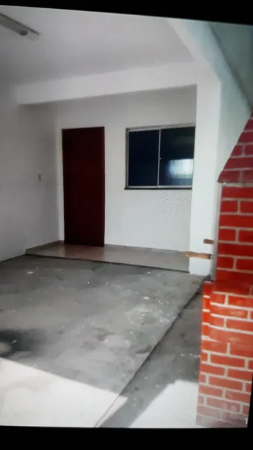 Foto 1 de Casa de Condomínio com 2 Quartos para alugar, 55m² em Guaratiba, Rio de Janeiro