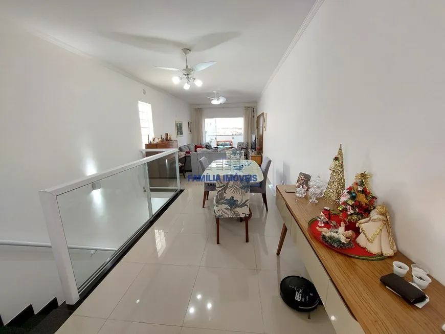 Foto 1 de Casa com 3 Quartos à venda, 110m² em Ponta da Praia, Santos