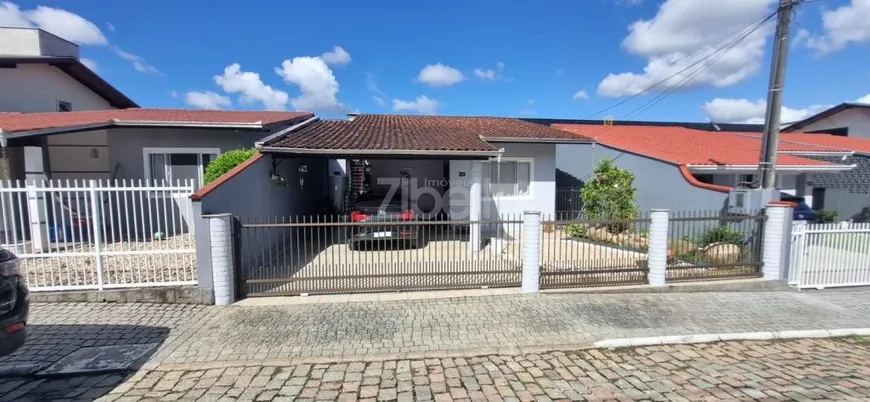 Foto 1 de Casa com 3 Quartos à venda, 78m² em Bom Retiro, Joinville