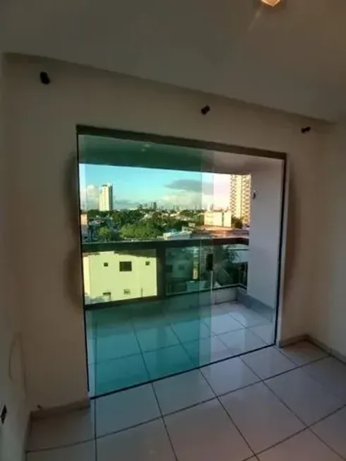 Foto 1 de Apartamento com 3 Quartos à venda, 80m² em Imbiribeira, Recife