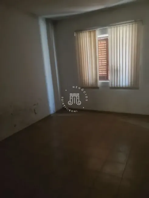 Foto 1 de Casa com 2 Quartos à venda, 112m² em Vianelo, Jundiaí