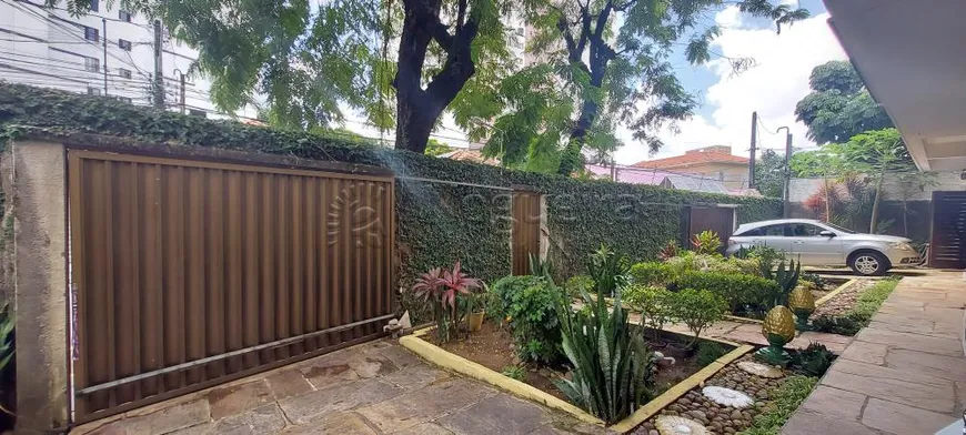 Foto 1 de Casa com 5 Quartos à venda, 365m² em Parnamirim, Recife