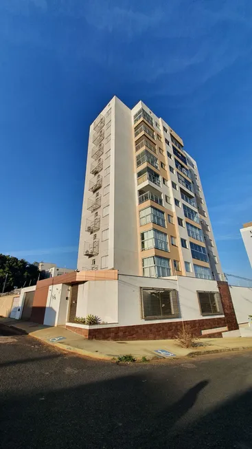 Foto 1 de Apartamento com 2 Quartos à venda, 63m² em Aclimacao, Uberlândia