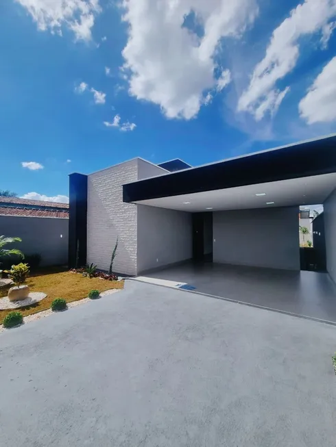 Foto 1 de Casa com 3 Quartos à venda, 190m² em Residencial Jardim Canedo, Senador Canedo