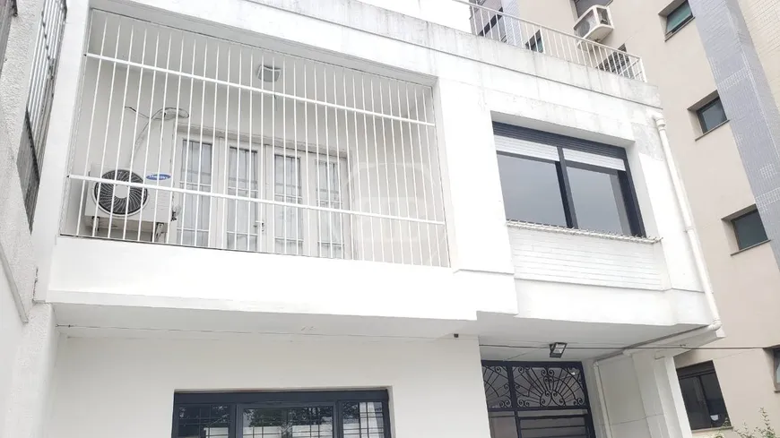 Foto 1 de Casa com 5 Quartos à venda, 250m² em Menino Deus, Porto Alegre