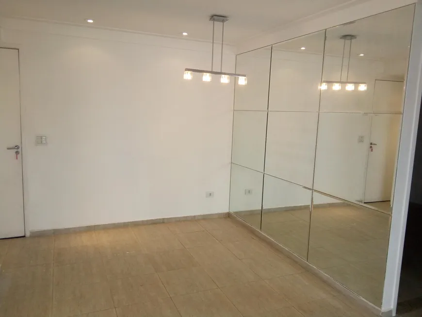 Foto 1 de Apartamento com 2 Quartos para alugar, 47m² em Bom Retiro, São Paulo