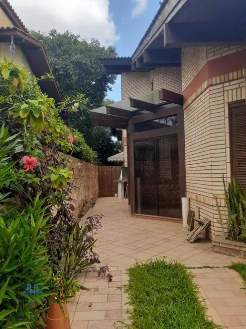 Foto 1 de Casa com 4 Quartos à venda, 430m² em Jurerê, Florianópolis