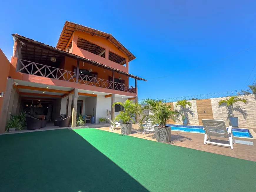 Foto 1 de Casa com 5 Quartos à venda, 600m² em Meaipe, Guarapari