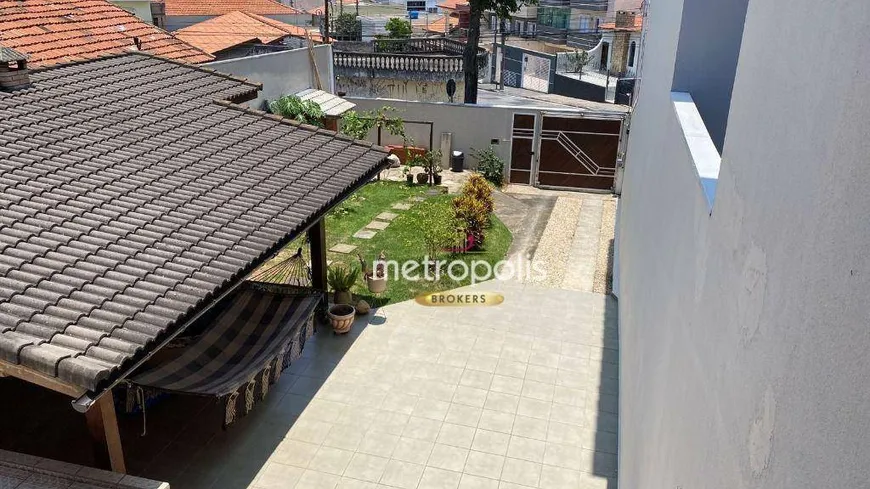 Foto 1 de Sobrado com 3 Quartos à venda, 301m² em Vila Scarpelli, Santo André