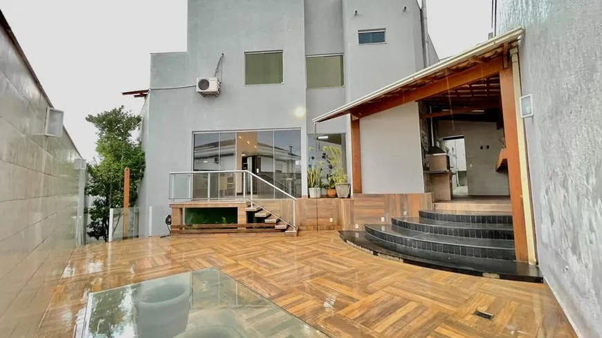 Foto 1 de Casa de Condomínio com 4 Quartos à venda, 360m² em Paquetá, Belo Horizonte