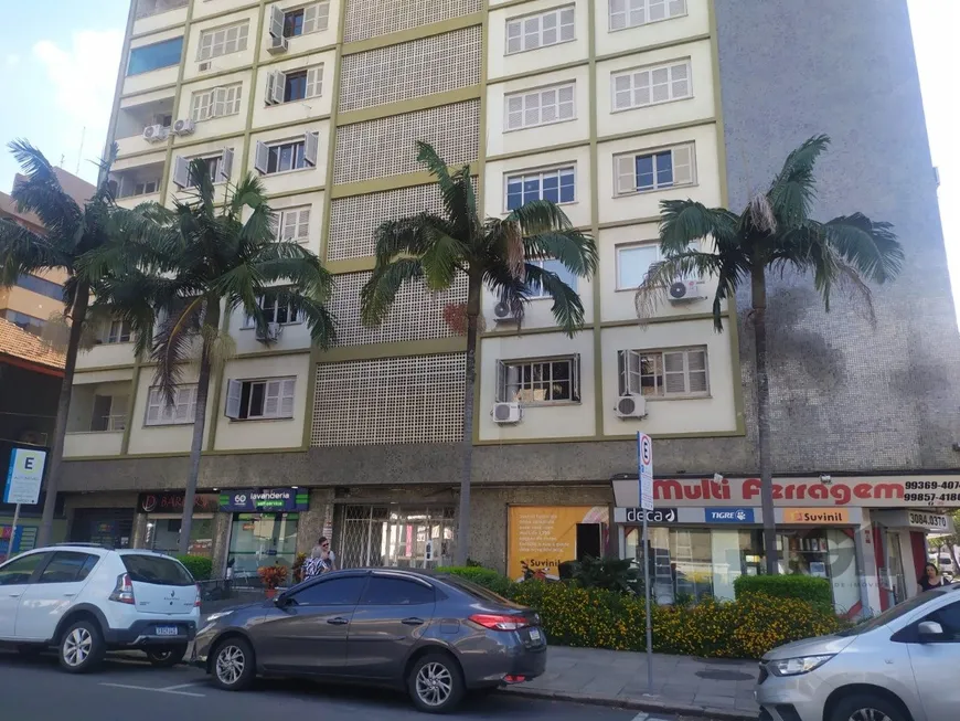 Foto 1 de Apartamento com 2 Quartos à venda, 61m² em Floresta, Porto Alegre