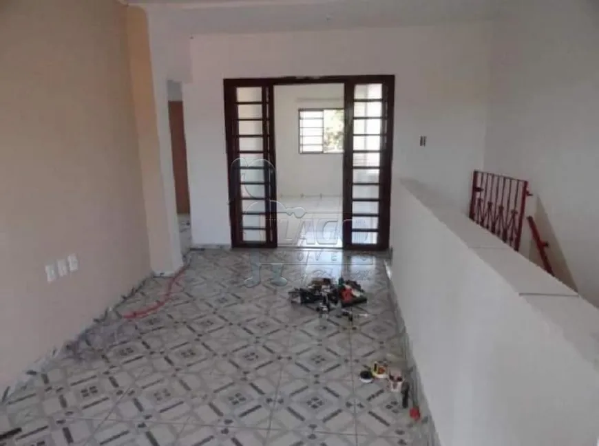 Foto 1 de Casa com 4 Quartos à venda, 175m² em Parque dos Flamboyans, Ribeirão Preto