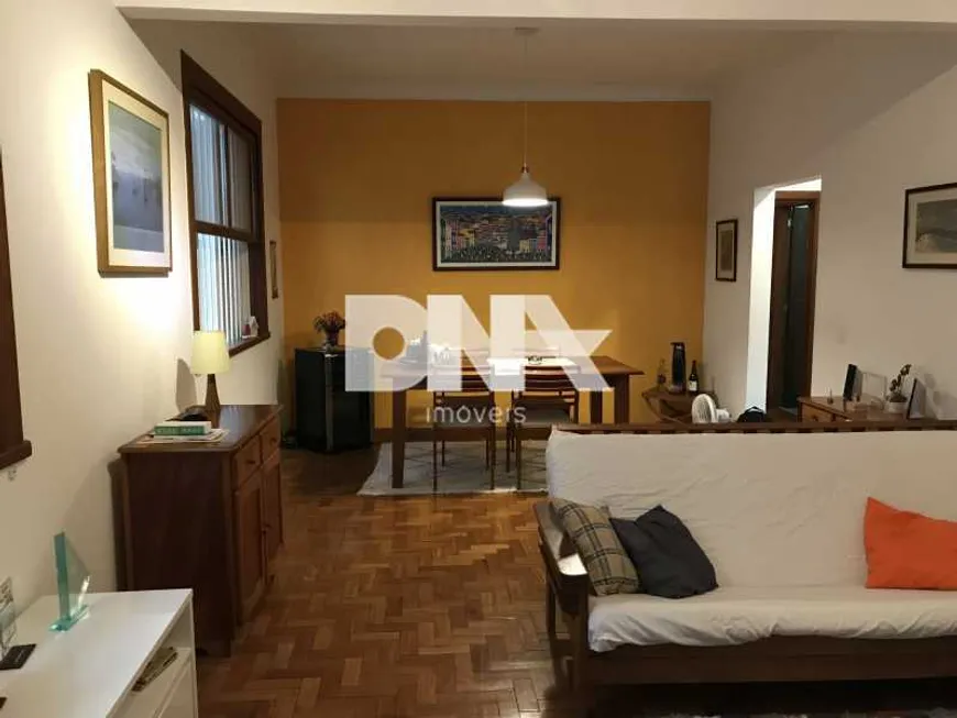 Foto 1 de Apartamento com 3 Quartos à venda, 110m² em Lagoa, Rio de Janeiro