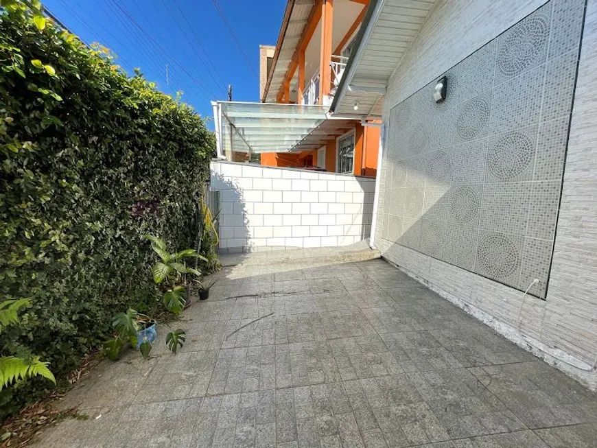 Foto 1 de Casa com 2 Quartos à venda, 74m² em Monte Verde, Florianópolis