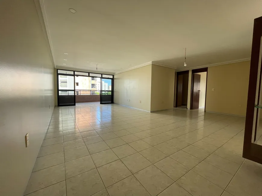 Foto 1 de Apartamento com 4 Quartos à venda, 165m² em Manaíra, João Pessoa