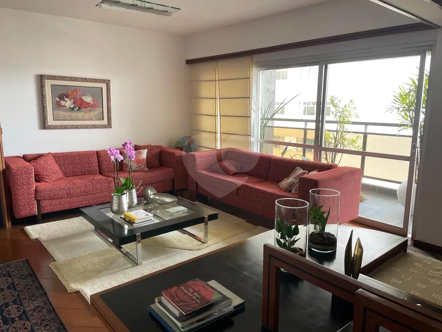 Foto 1 de Apartamento com 4 Quartos à venda, 264m² em Bela Vista, São Paulo