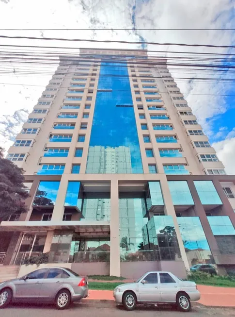 Foto 1 de Apartamento com 3 Quartos à venda, 367m² em Centro, Arapongas