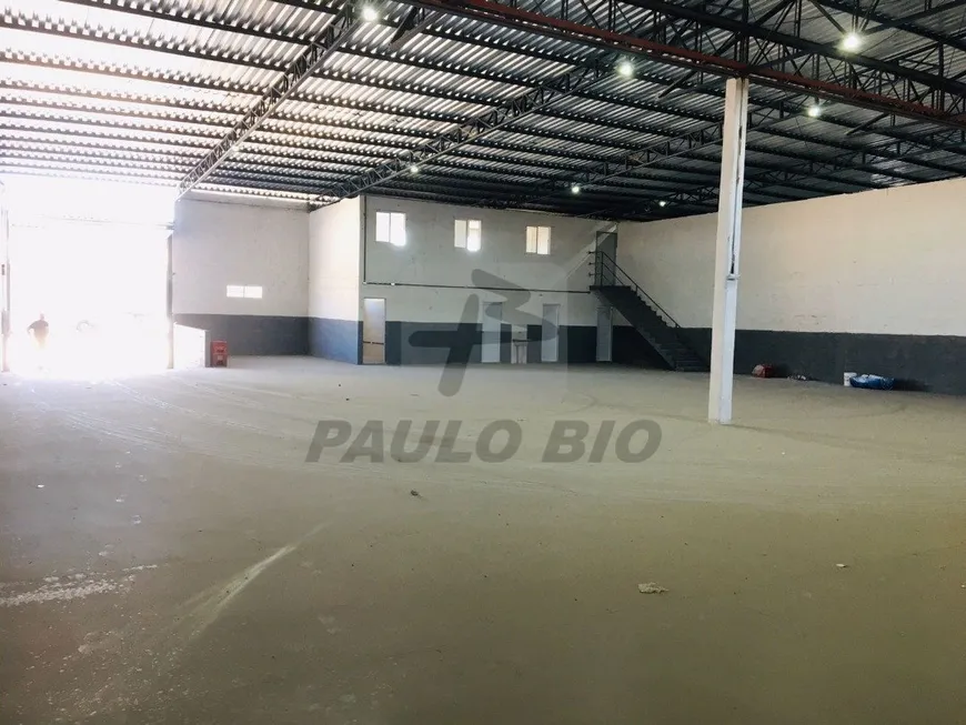 Foto 1 de Galpão/Depósito/Armazém para alugar, 600m² em Loteamento Industrial Coral, Mauá