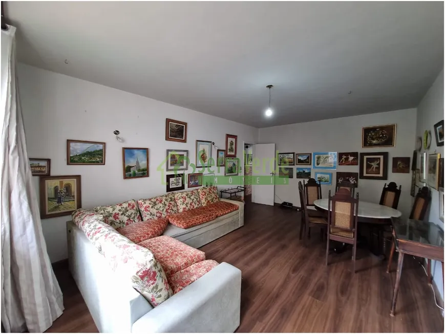 Foto 1 de Casa com 2 Quartos à venda, 180m² em Itamarati, Petrópolis