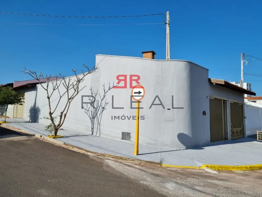 Foto 1 de Casa com 4 Quartos à venda, 198m² em Jardim América, Bauru