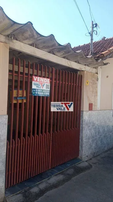 Foto 1 de Casa com 2 Quartos à venda, 104m² em Centro, Piquete